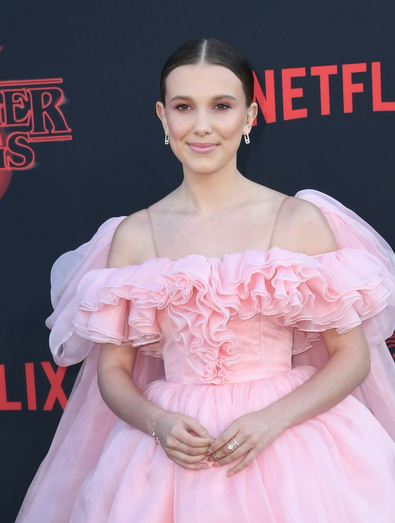 ’Stranger Things’-stjernen Millie Bobby Brown har de sidste par år væltet Hollywood med storm, og nu går rygtet om hendes helt egen spinoff-serie. Læs alt om rygtet her.