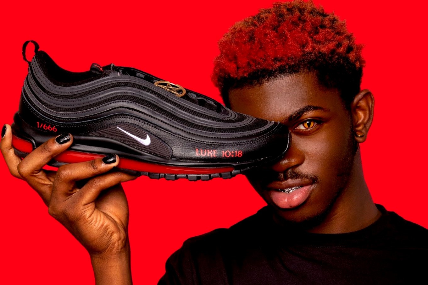 aluminium Overgang Land med statsborgerskab Lil Nas X sagsøgt af Nike: Vil blokere salg af ”satanistiske sko” | Vi Unge