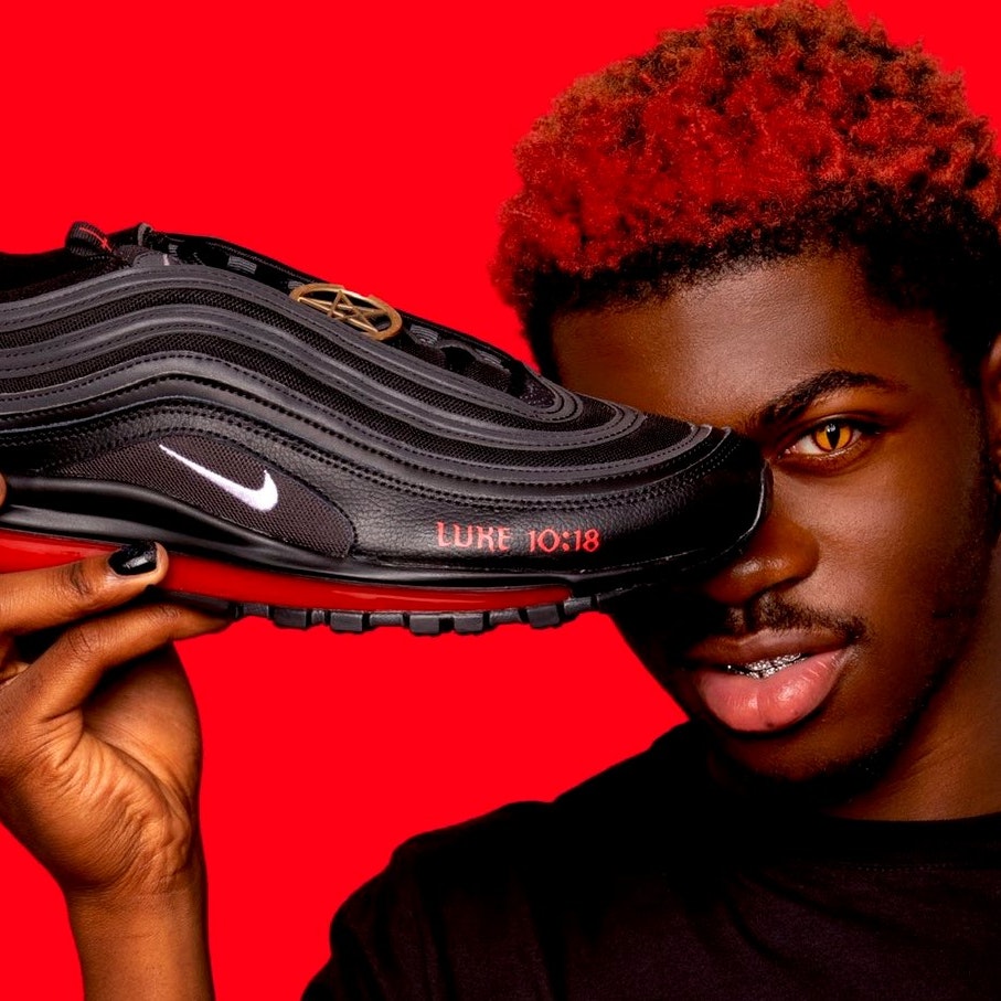 Lil Nas X sagsøgt af Nike Vil blokere salg af ”satanistiske sko” 