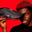Lil Nas X sagsøgt af Nike Vil blokere salg af ”satanistiske sko” 