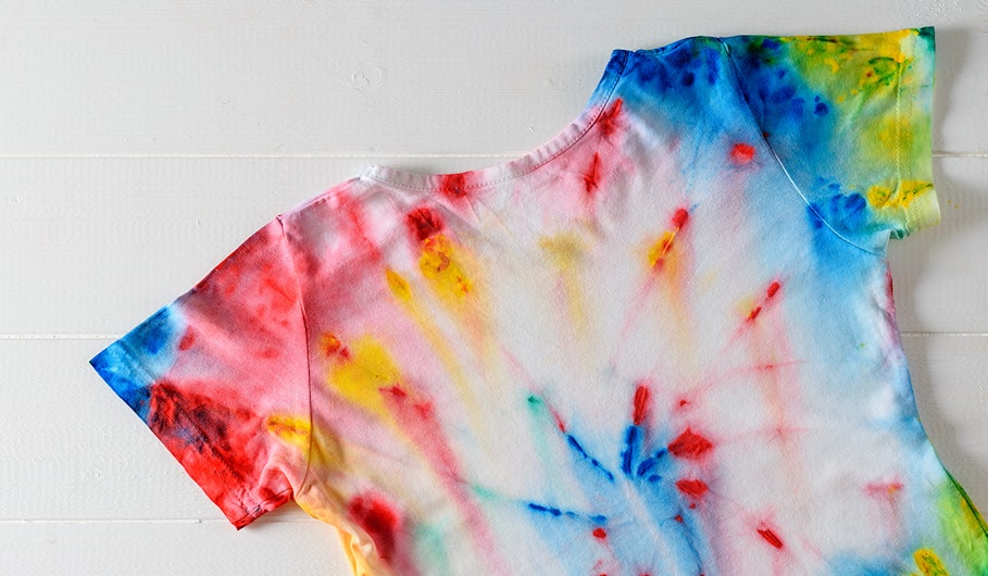 Alert Optøjer blok DIY: Lav din egen tie-dye T-shirt | Vi Unge